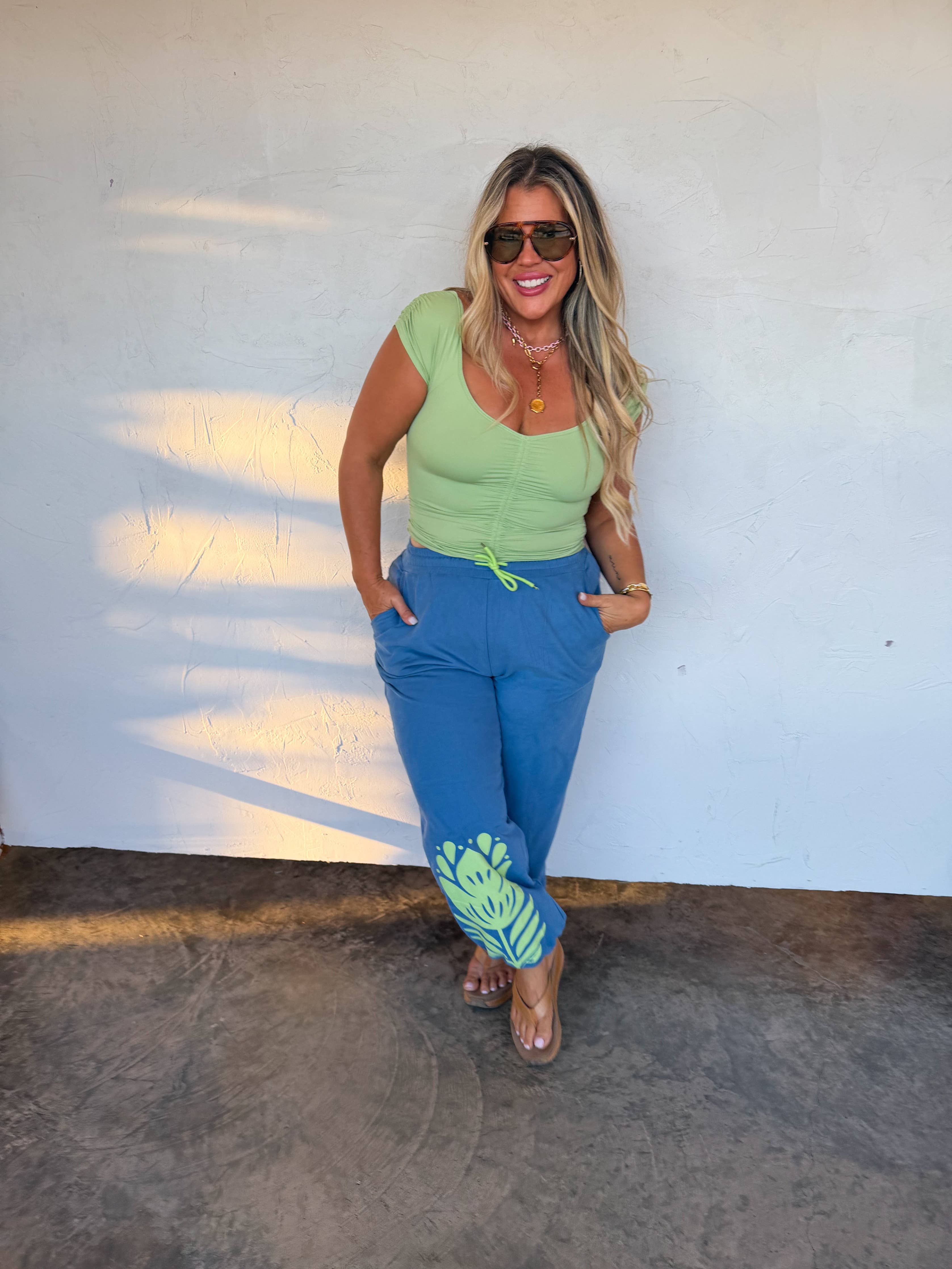 FLOWER POWER JOGGERS: CHARCOAL / 3X