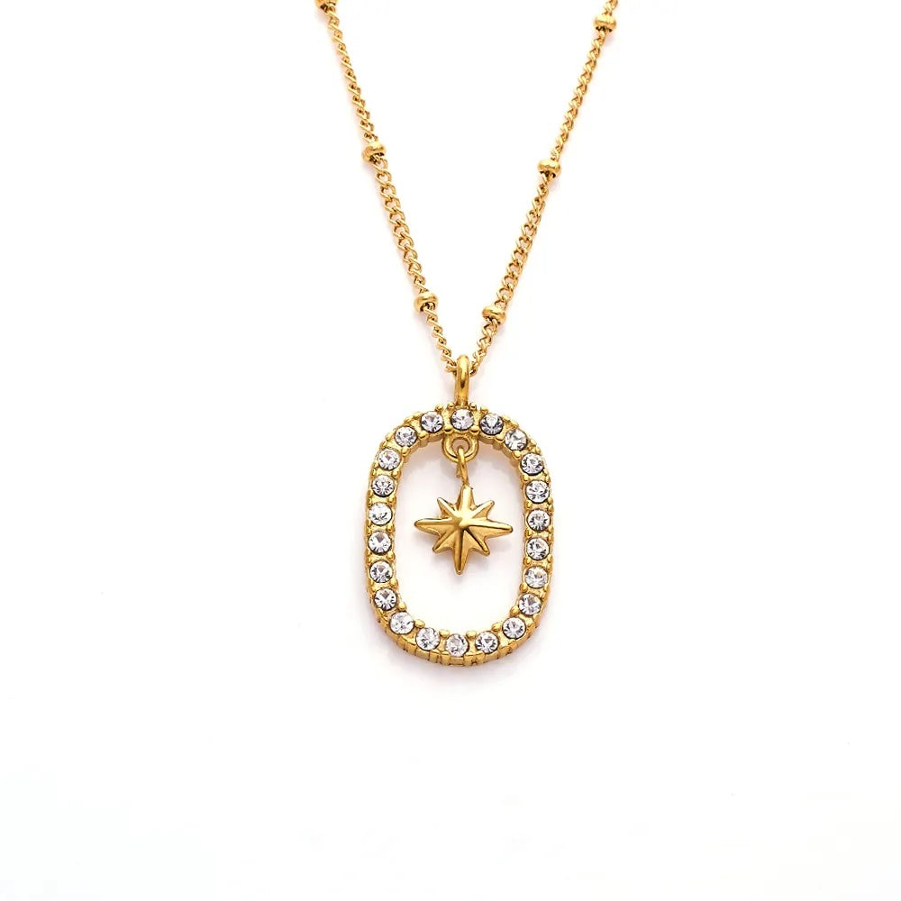 Petra -charming star pendant necklace
